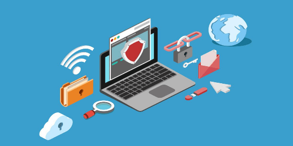 Imagem de um computador com um escudo de segurança na tela, representando do controle de documentos e os três pilares da segurança da informação.